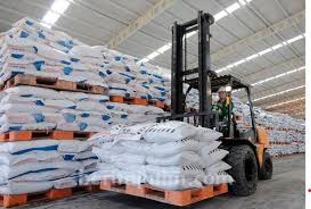 Stok pupuk subsidi PT Petrokimia Gresik akan habis pada semester I 2020 ini.