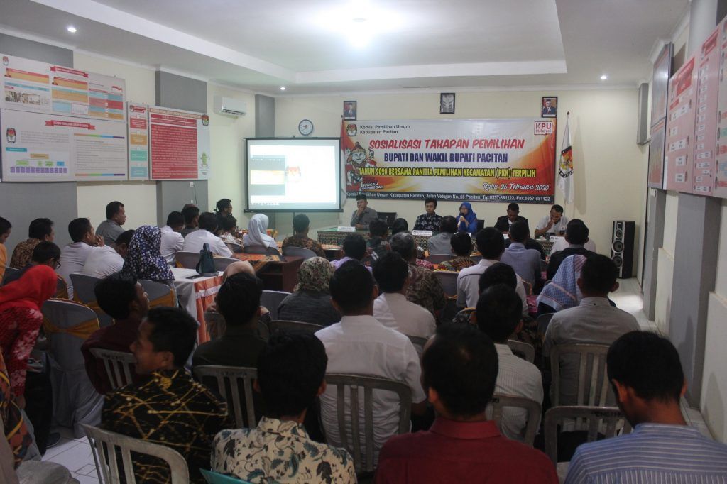 Sosialisasi Tahapan Pemilihan Bupati dan Wakil Bupati Pacitan pada PPK Terpilih