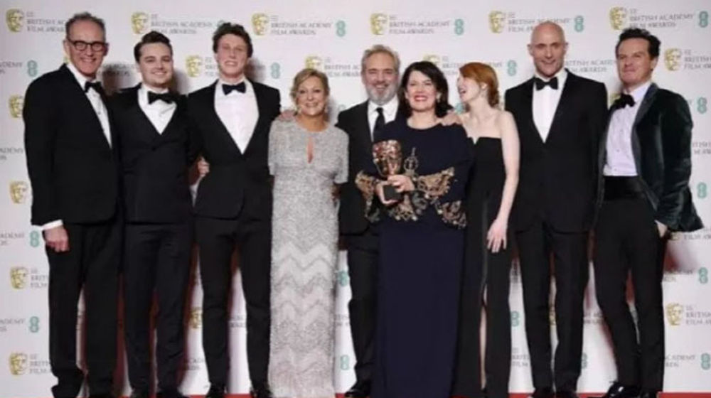 <p>Para pemain film “1917” di ajang BAFTA 2020 /Reuters</p>
