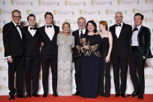 <p>Para pemain film “1917” di ajang BAFTA 2020 /Reuters</p>
