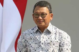 <p>Arifin Tasrif </p>
