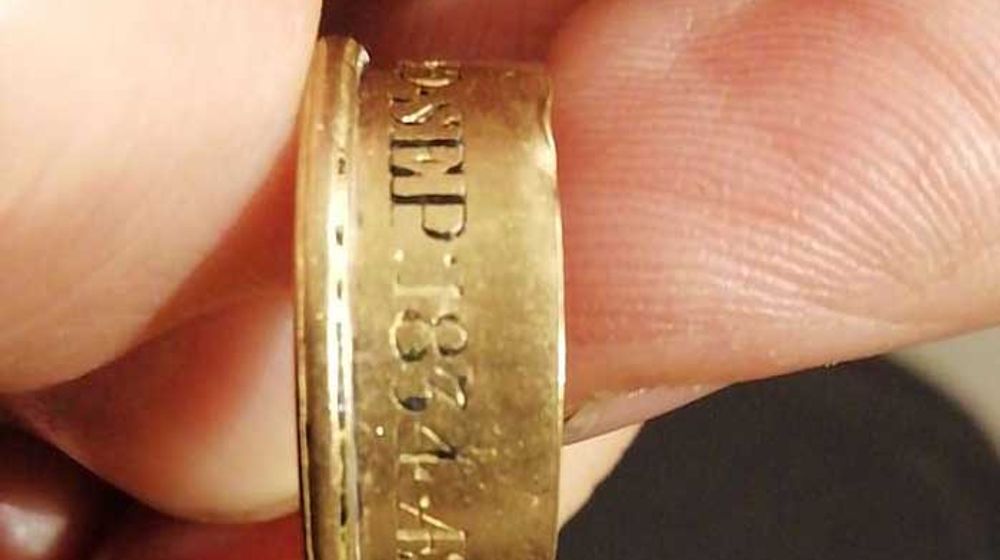 Hilang Dua Abad, Cincin Emas Buatan Tahun 1834 Ini Kembali ke Keluarga Pemilik