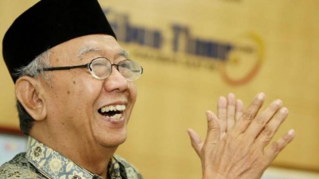 Gus Sholah Tutup Usia