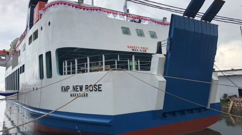 Kapal Motor Penumpang New Rose