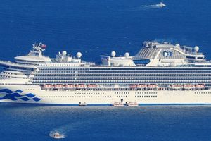 Kapal Pesiar Diamond Princess