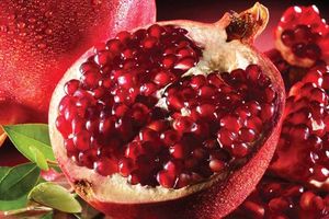 5 Alasan Delima Jadi Bahan Utama Perawatan Kulit di Korea