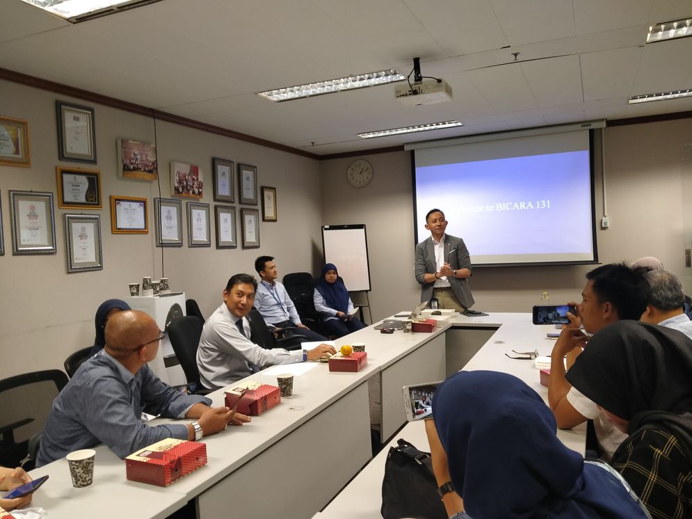Direktur Departemen Komunikasi BI Junanto Herdiawan
