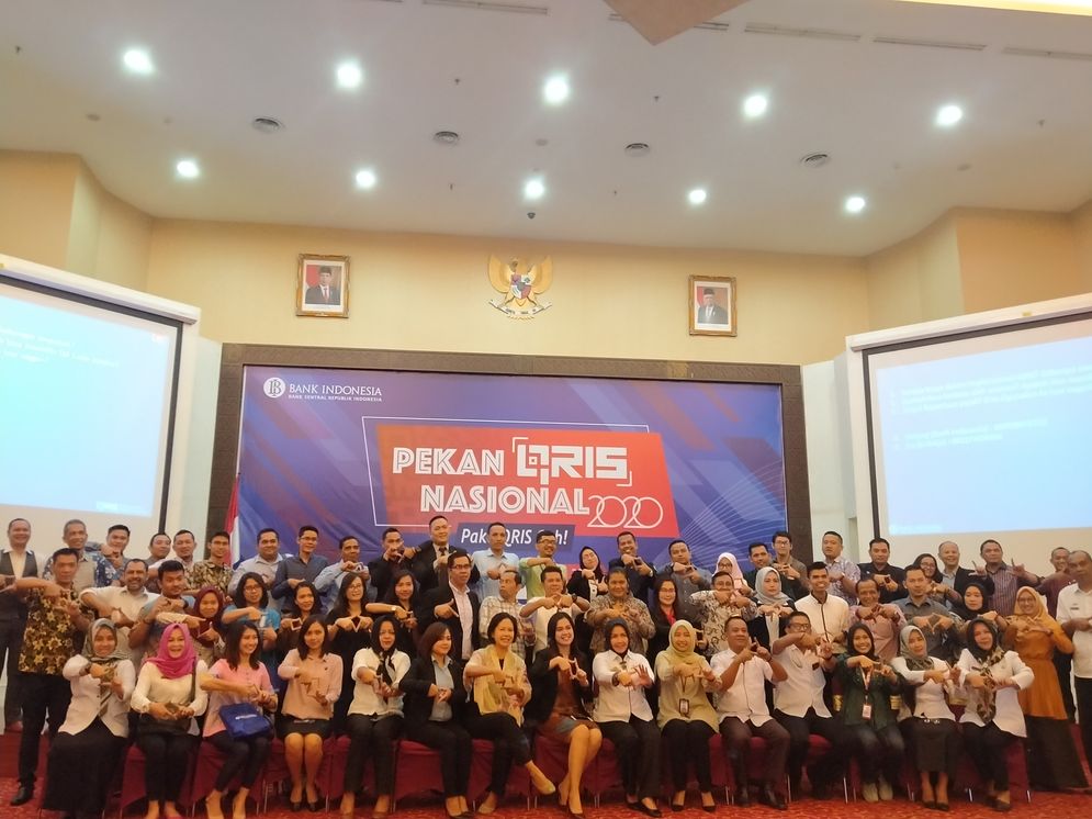 Salah satu rangkaian acara pekan QRIS Nasional 2020, BI Provinsi Lampung menggelar sosialisasi implementasi QRIS untuk segmen pelaku bisnis perhotelan, restoran dan pusat oleh - oleh yang berlangsung di Auditorium KpW BI Lampung, Rabu (11/3/2020)