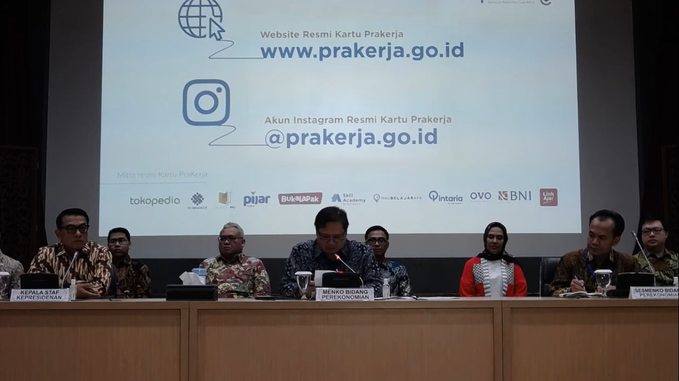<p>Menteri Koordinator Perekonomian Airlangga Hartarto alam Jumpa Pers Peluncuran Kartu Prakerja Jakarta, 20 Maret 2020 (Sumber: YouTube)</p>
