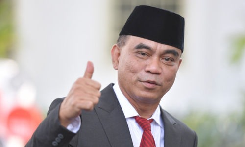 <p>Budi Arie Setiadi (Sumber: https://id.wikipedia.org/)</p>
