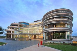 <p>Kantor Pusat Sinar Mas Land</p>
