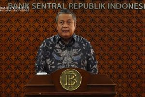 <p>Gubernur Bank Indonesia (BI) Perry Warjiyo dalam telekonferensi BI melalui kanal YouTube. / YouTube Bank Indonesia</p>
