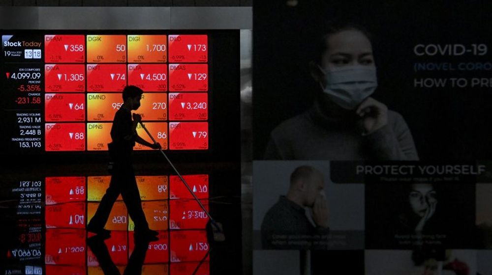 <p>Indeks Harga Saham Gabungan (IHSG) turun hingga 5% pada Senin, 30 Maret 2020 pukul 10.20 waktu JATS sehingga perdagangan saham dibekukan sementara atau trading halt. / Antara Foto</p>
