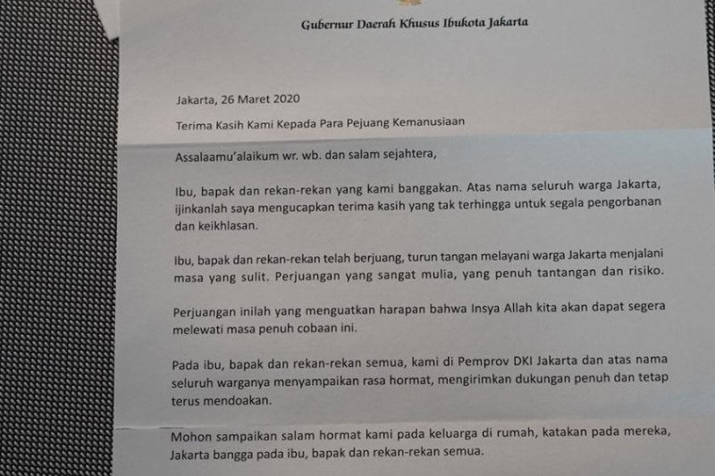 <p>Surat dari Gubernur DKI Jakarta Anies Baswedan untuk petugas medis yang viral di media sosial. / Istimewa</p>
