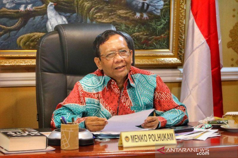 <p>Menteri Koordinator Bidang Politik, Hukum dan Keamanan (Menko Polhukam) Mahfud MD. / Antara Foto</p>
