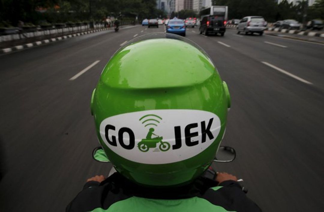 <p>PT Aplikasi Karya Anak Bangsa (Gojek Indonesia) mengapreasiasi kinerja driver, salah satunya melalui program Gojek Swadaya, dengan memberikan beasiswa pendidikan untuk 10 putra/putri mitranya. Beasiswa tersebut diberikan untuk jenjang diploma (D3) di tujuh politeknik di Indonesia.  / Gojek</p>
