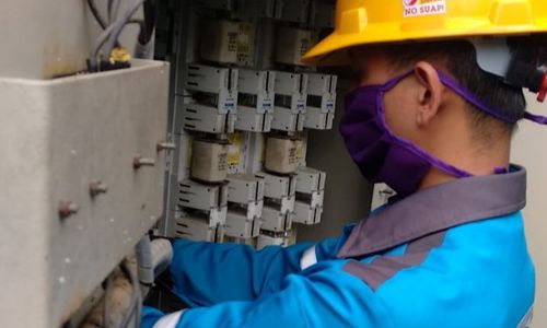 <p>Ilustrasi petugas PLN. Sumber: pln.co.id</p>
