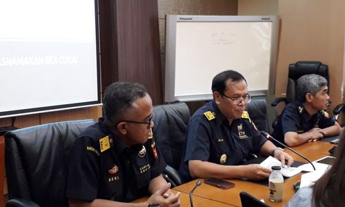 <p>Syarif Hidayat, Direktur Kepabeanan Internasional dan Antarlembaga Direktorat Jenderal Bea dan Cukai, dalam diskusi media di Kementerian Keuangan, Jakarta. Selasa, 3 Maret 2020</p>
