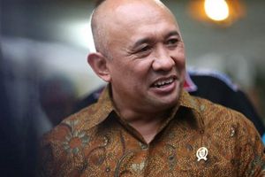 <p>Teten Masduki</p>
