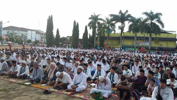 Edaran Menag: Salat Idul Fitri Ditiadakan, Silaturahmi Lebaran Via Online