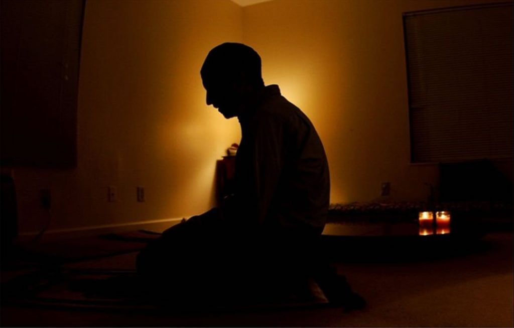 Salat sendiri