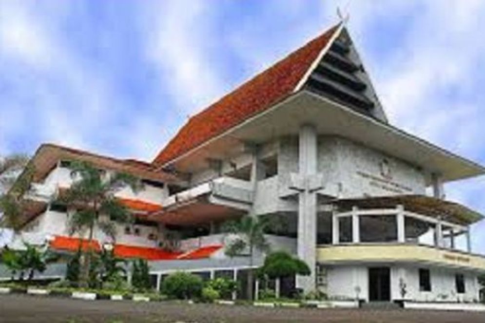 Dprd makassar