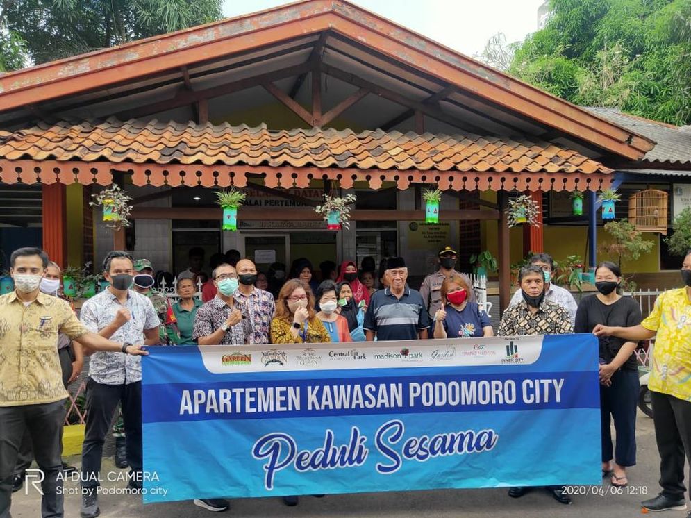 ICM bersama pengurus Perhimpunan Pemilik dan Penghuni Satuan Rumah Susun (P3SRS) serta Komunitas Penghuni apartemen Kawasan Podomoro City (Poci), Jakarta Barat menggelar kegiatan “Peduli Sesama”