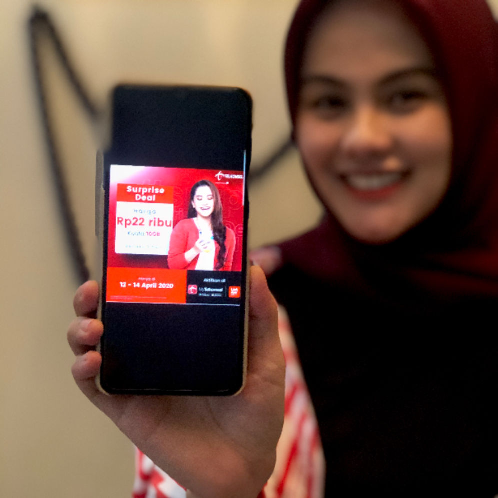 Ilustrasi paket promo Surprise Deal Telkomsel