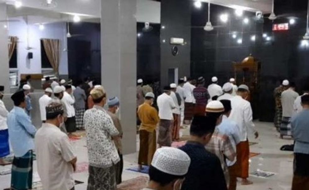 Sejumlah Masjid dan Mushola di Pacitan Masih Gelar Shalat Tarawih Berjamaah