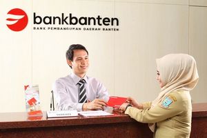 <p>Ilustrasi penarikan dana nasabah di Bank Banten. / Facebook @bpdbanten</p>
