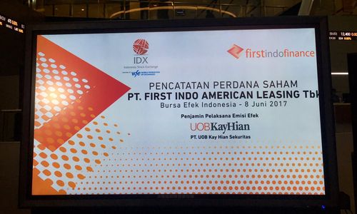 <p>Pencatatan Perdana Saham PT First Indo American Leasing Tbk (FINN) sebagai emiten ke- 544 di BEI (Sumber: https://twitter.com/idx_bei)</p>
