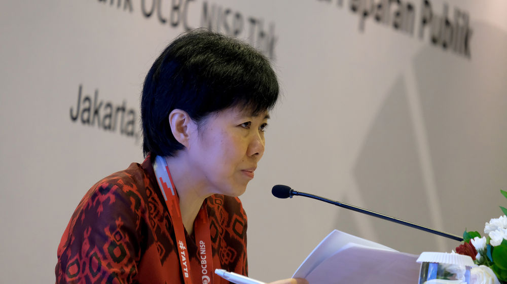 <p>Presiden Direktur Bank OCBC NISP Parwati Surjaudaja menyampaikan agenda Rapat Umum Pemegang Saham Tahunan Bank OCBC NISP 2020<br />
di Jakarta, Kamis (2/4).</p>
