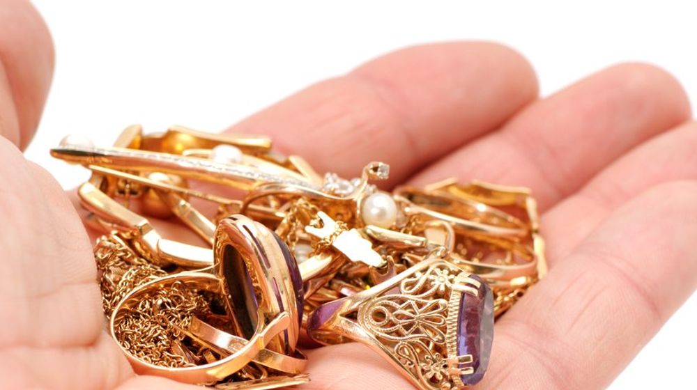 <p>Ilustrasi Perhiasan (Sumber: https://sahabatpegadaian.com/)</p>
