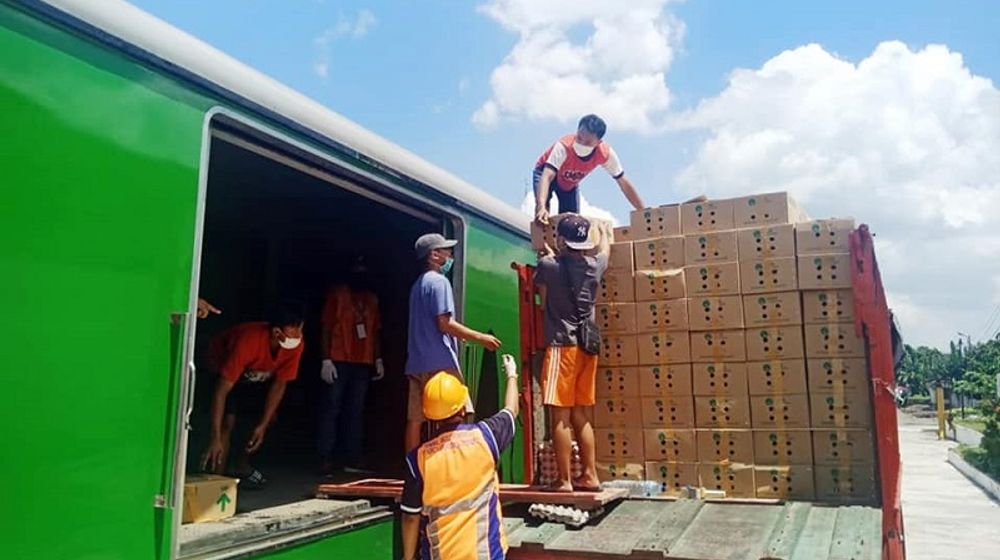 <p>Kereta Api Indonesia melayani angkutan barang. / Facebook @keretaapikita</p>