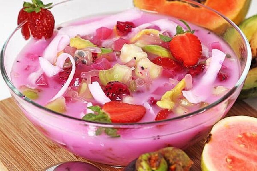 <p>Sop buah menjadi hidangan paling dinanti saat berbuka puasa. / Mokapos.com</p>
