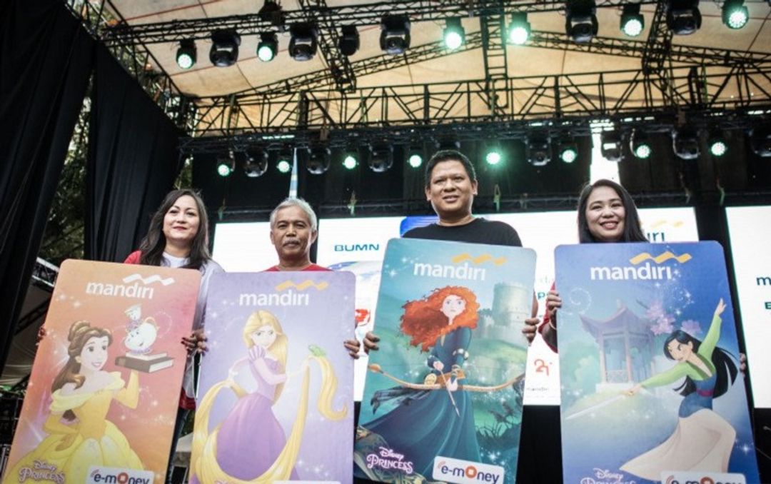 <p>Peluncuran e-money milik PT Bank Mandiri (Persero) Tbk. / Antara Foto</p>
