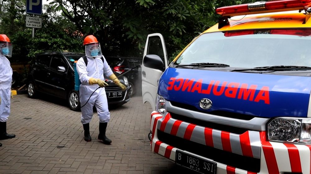 <p>Jasamarga Metropolitan Tollroad bersama PT Jasamarga Tollroad Operator (JMTO) menggelar simulasi penanganan COVID-19 pada pengguna jalan tol. / Dok. Jasamarga</p>
