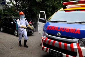 <p>Jasamarga Metropolitan Tollroad bersama PT Jasamarga Tollroad Operator (JMTO) menggelar simulasi penanganan COVID-19 pada pengguna jalan tol. / Dok. Jasamarga</p>
