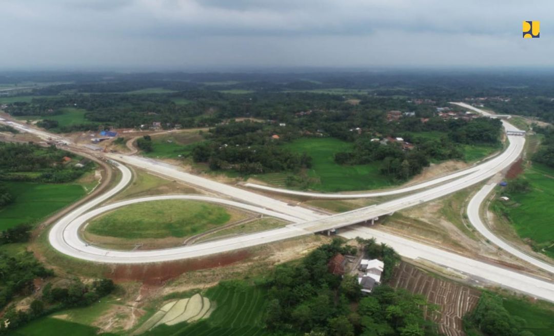 <p>Proyek pembangunan infrastruktur Kementerian PUPR. / Dok. Kementerian PUPR</p>
