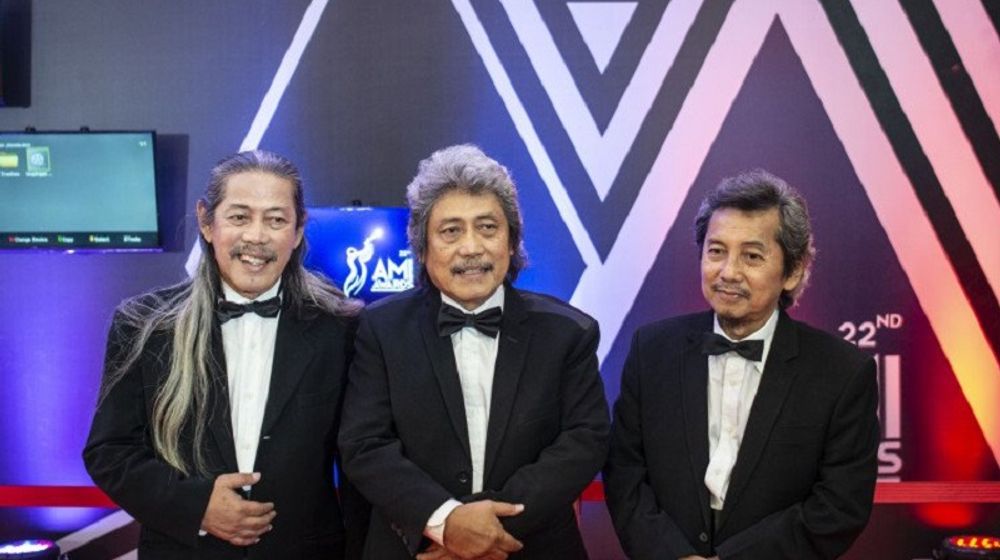 <p>Grup Musik Bimbo membuat lagu “Corona”. / Antara Foto</p>
