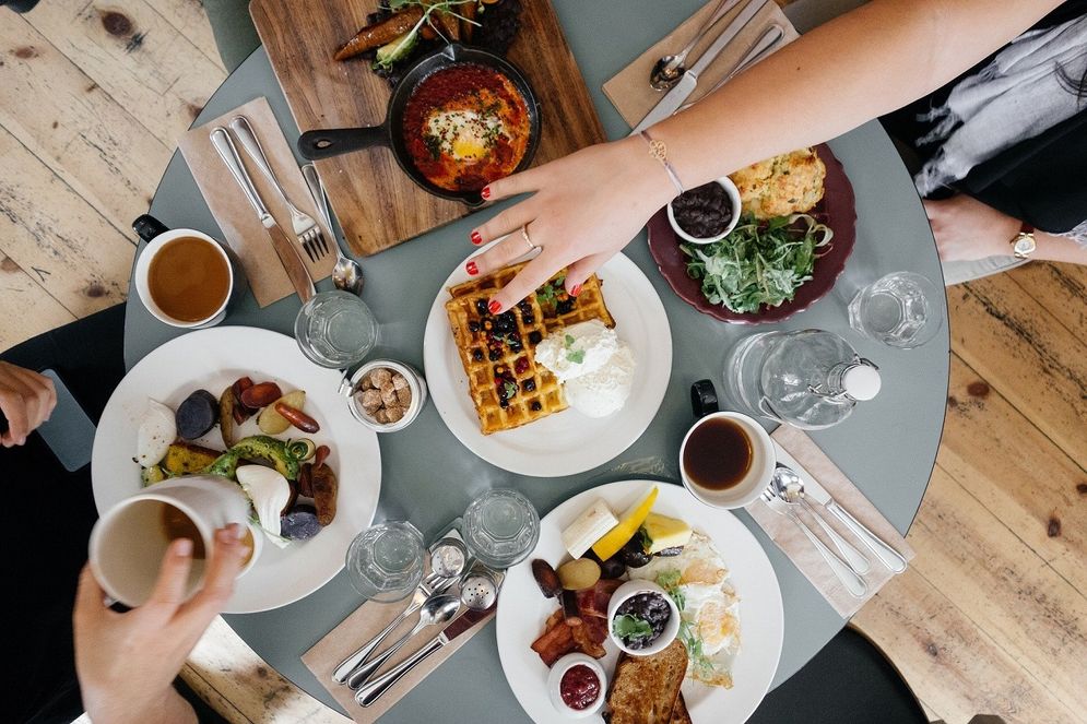 Suka Wisata Kuliner? Begini Cara Menghasilkan Uang dari Hobi Makan 