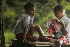 <p>Siswa sedang belajar di luar sekolah. / Sumber: id.pinterest.com</p>