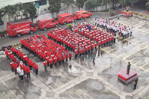 <p>Karyawan Telkom Indonesia (Sumber: https://rekrutmen.telkom.co.id/)</p>