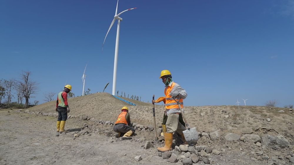 <p>Indonesia memiliki potensi sumber daya mencapai 23.965,5 Mega Watt (MW) dengan kapasitas terpasang sebesar 2.130 MW. Hal ini membuat Indonesia menempati urutan kedua sebagai negara dengan panas bumi terbesar di dunia.  / Kementerian ESDM</p>
