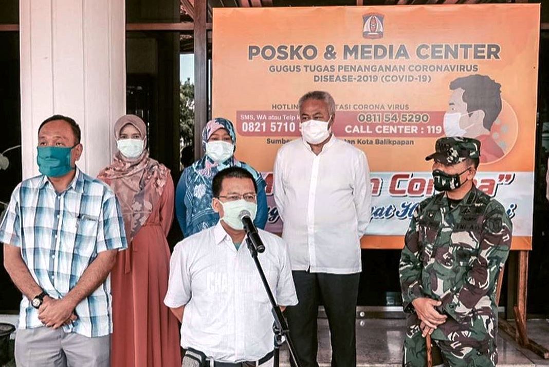 Sejumlah pasien yang sembuh dihadirkan dalam konpers di Balikpapan.