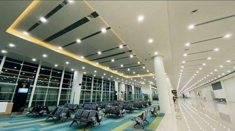 Ilusrtasi suasana bandara Syamsuddin Noor