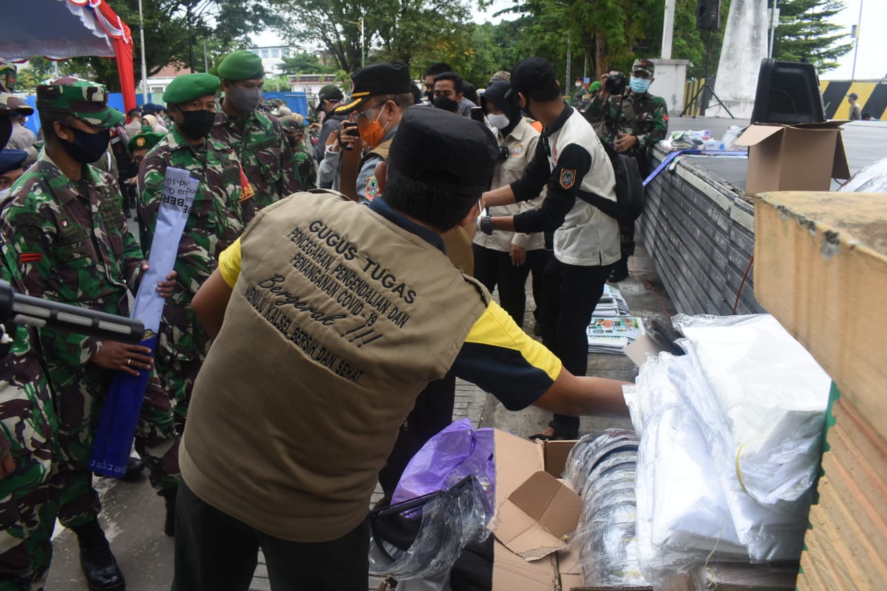 TNI saat pelepasan