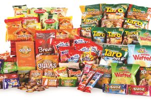 <p>Produk-produk makanan ringan yang diproduksi PT Tiga Pilar Sejahtera Food Tbk. / Tpsfood.id</p>