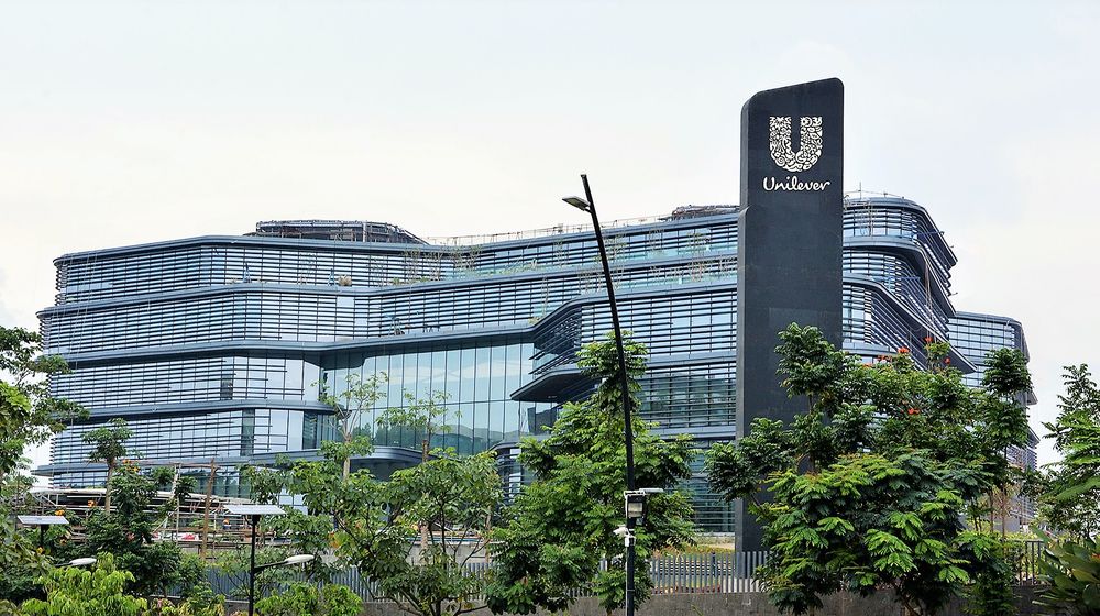 <p>Graha Unilever milik PT Unilever Indonesia Tbk. (UNVR) di kawasan Green Office Park, Bumi Serpong Damai (BSD), Tangerang, Banten. / Foto: Unilever Indonesia </p>
