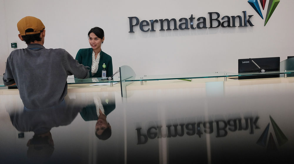 <p>Suasana pelayanan nasabah disalah satu kantor cabang milik Bank Permata, di Jakarta. Foto; Ismail Pohan/TrenAsia</p>
